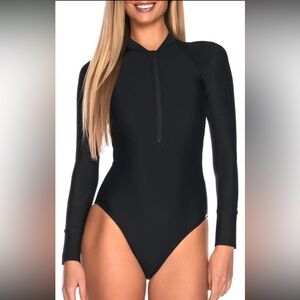 RELLECIGA Women' One Piece Swimsuit Long Sleeve Rash Guard UV Surfing  NWT  XL